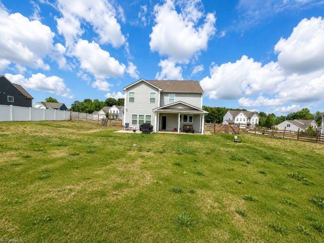 3125 Fortnight Road, Pfafftown, NC 27040