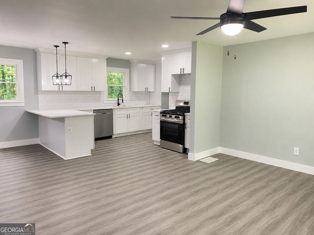 1539 Rockingway Drive SW, Marietta, GA 30008