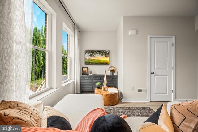 856 GRAPHITE DR, Phoenixville, PA 19460