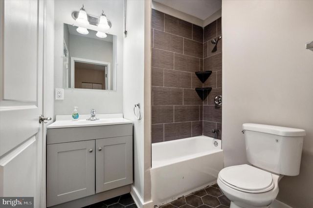 3304 W ALLEGHENY AVE, Philadelphia, PA 19132