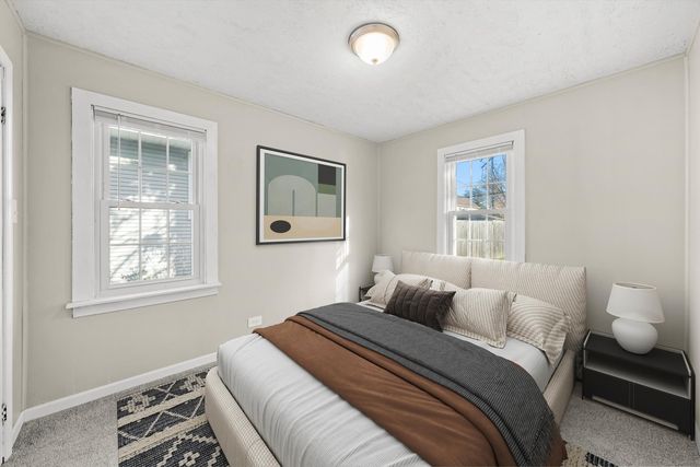 25 S Hudson Street, Westmont, IL 60559