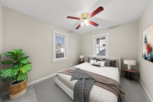 25 S Hudson Street, Westmont, IL 60559