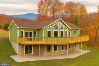 1 LEE DRIVE, Linden, VA 22642