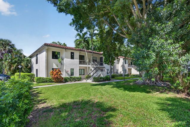 21501 JUEGO Circle 29F, Boca Raton, FL 33433