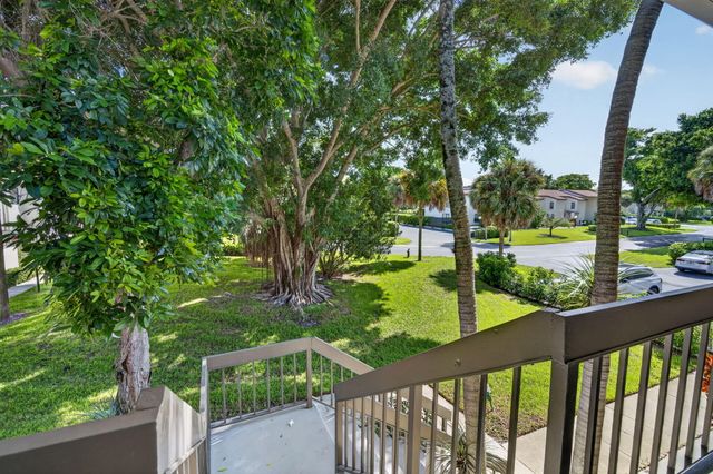 21501 JUEGO Circle 29F, Boca Raton, FL 33433