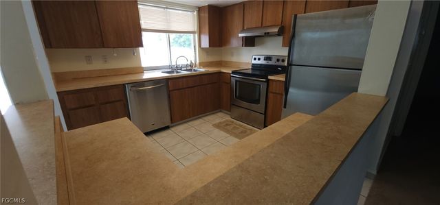 4618 SW 7th AVE, Cape Coral, FL 33914