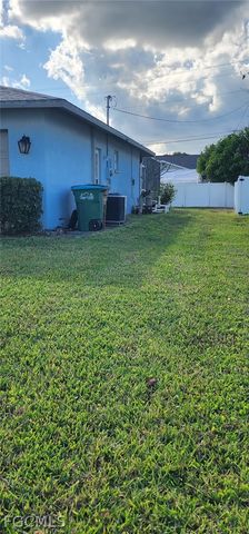 4618 SW 7th AVE, Cape Coral, FL 33914