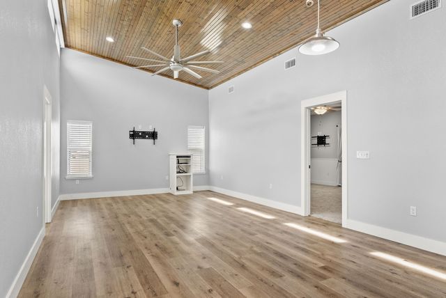 2800 CR 2330, Mineola, TX 75773