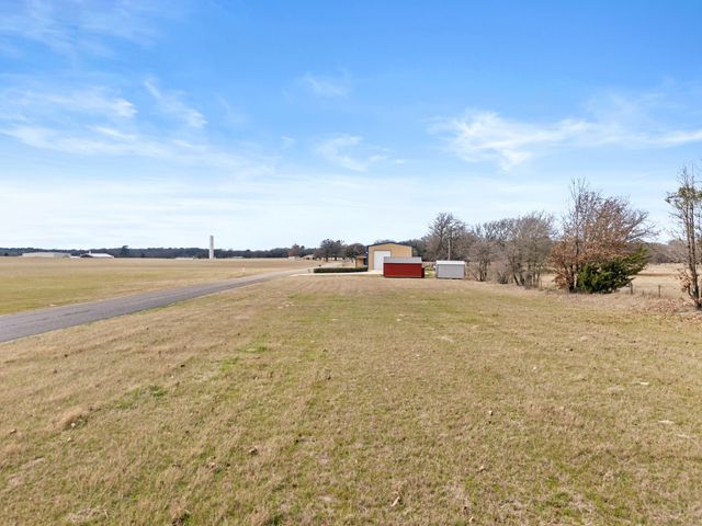 2800 CR 2330, Mineola, TX 75773