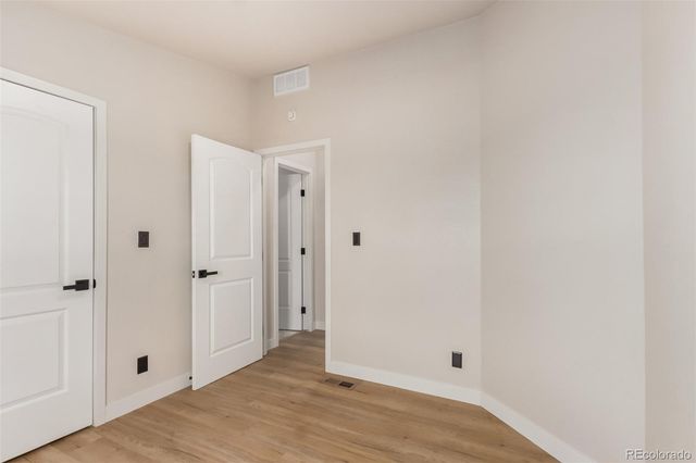 3245 S Bryant Street, Englewood, CO 80110