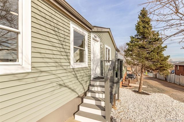 3245 S Bryant Street, Englewood, CO 80110