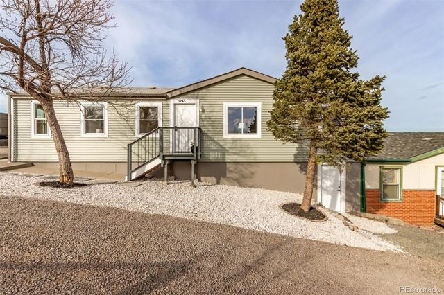 3245 S Bryant Street, Englewood, CO 80110