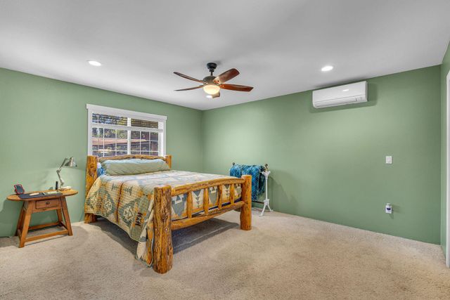 55371 Gross Drive, Bend, OR 97707