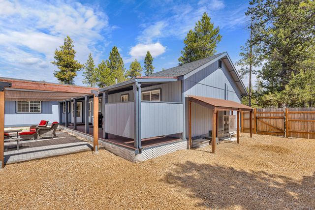 55371 Gross Drive, Bend, OR 97707