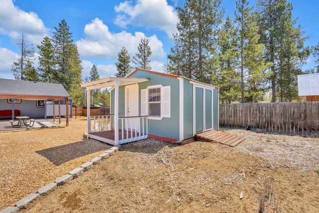 55371 Gross Drive, Bend, OR 97707
