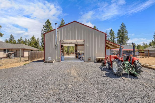 55371 Gross Drive, Bend, OR 97707