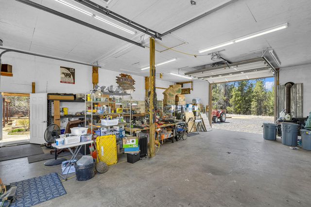55371 Gross Drive, Bend, OR 97707