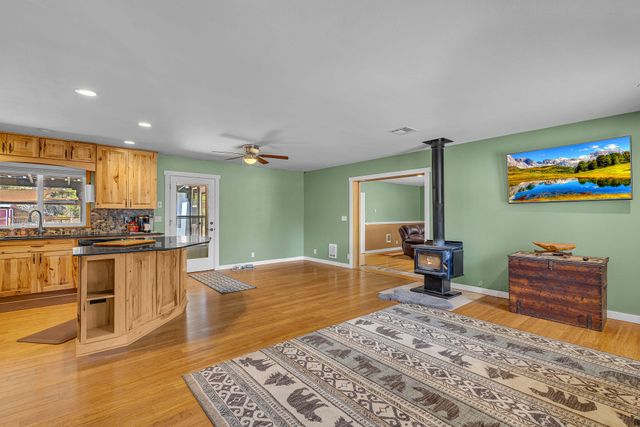 55371 Gross Drive, Bend, OR 97707