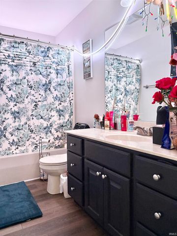 8128 Obrian Boulevard, Newburgh, IN 47630