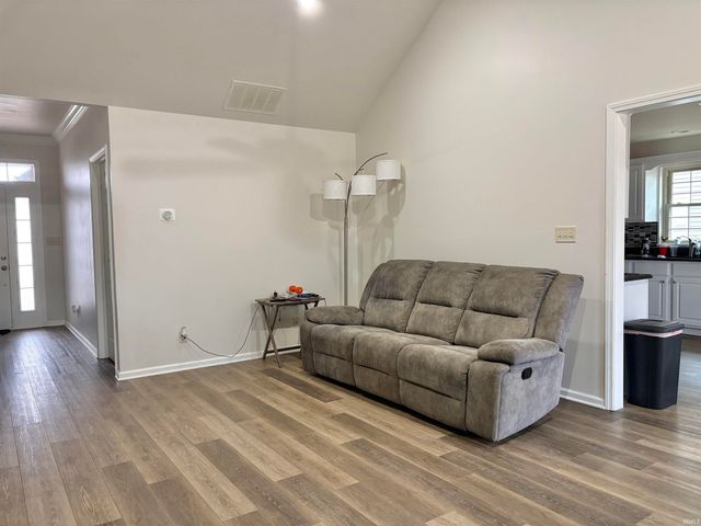 8128 Obrian Boulevard, Newburgh, IN 47630