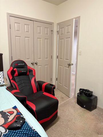 8128 Obrian Boulevard, Newburgh, IN 47630