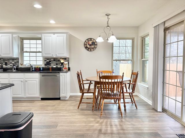 8128 Obrian Boulevard, Newburgh, IN 47630