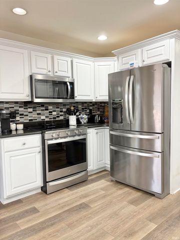 8128 Obrian Boulevard, Newburgh, IN 47630