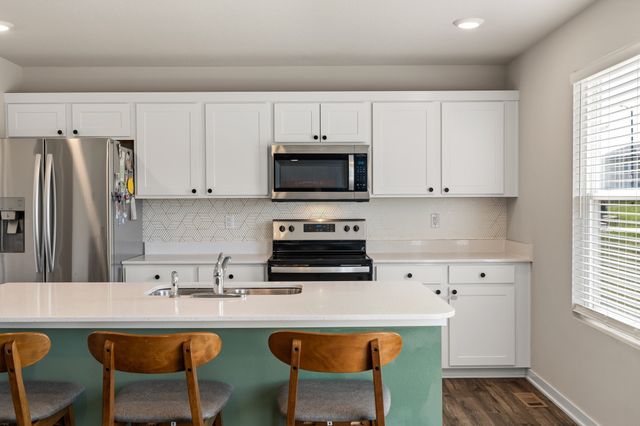 605 Ellis Circle, Adel, IA 50003