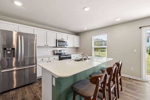 605 Ellis Circle, Adel, IA 50003