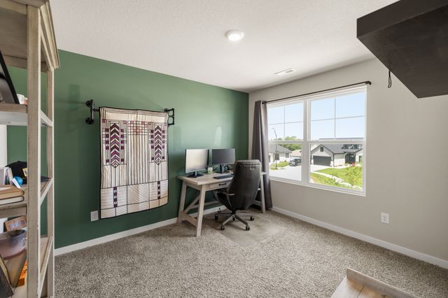 605 Ellis Circle, Adel, IA 50003
