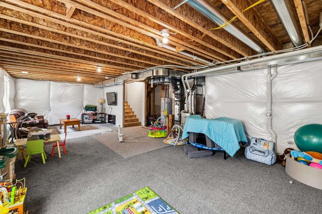 605 Ellis Circle, Adel, IA 50003