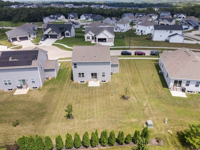 605 Ellis Circle, Adel, IA 50003