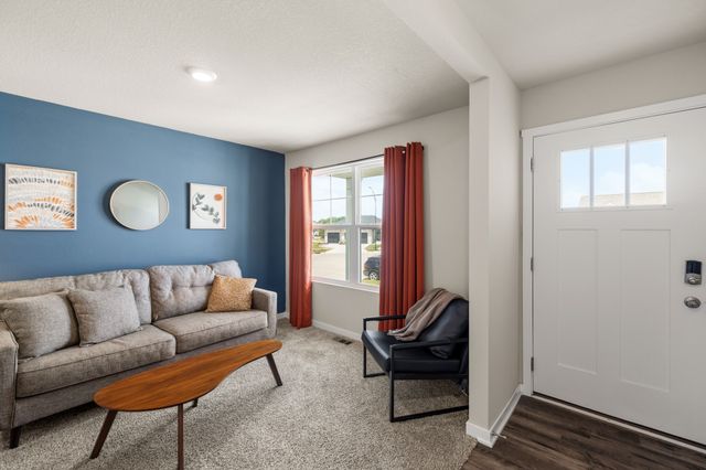 605 Ellis Circle, Adel, IA 50003