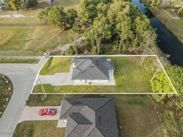 541 Chalet AVE S, Lehigh Acres, FL 33974
