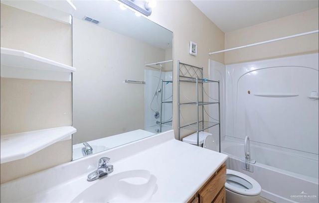 1006 San Pedro Street, Pharr, TX 78577