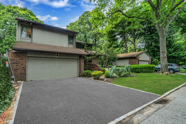 298 Vista Drive, Jericho, NY 11753
