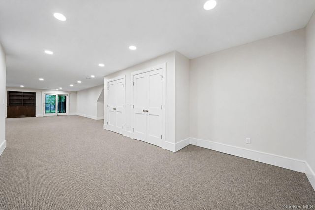 298 Vista Drive, Jericho, NY 11753