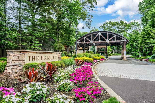 298 Vista Drive, Jericho, NY 11753