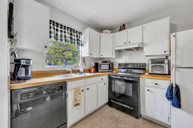 2816 TRAVELERS PALM DRIVE, Edgewater, FL 32141