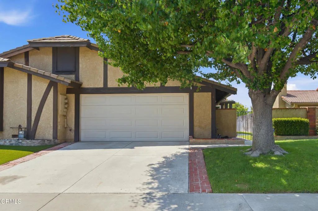 26019 Palomita Drive, Valencia, CA 91355