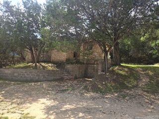 1375 Alamo Beach Rd, Pipe Creek, TX 78063