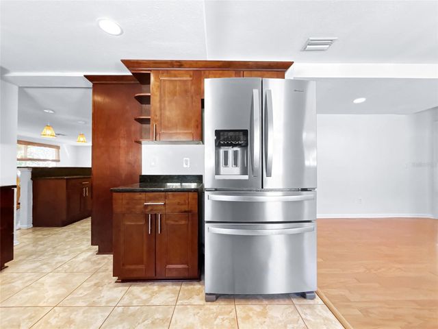 2926 W TYSON AVENUE, Tampa, FL 33611