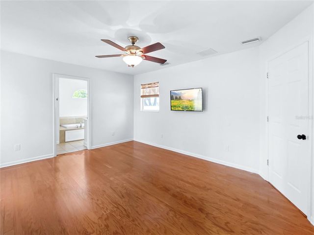 2926 W TYSON AVENUE, Tampa, FL 33611