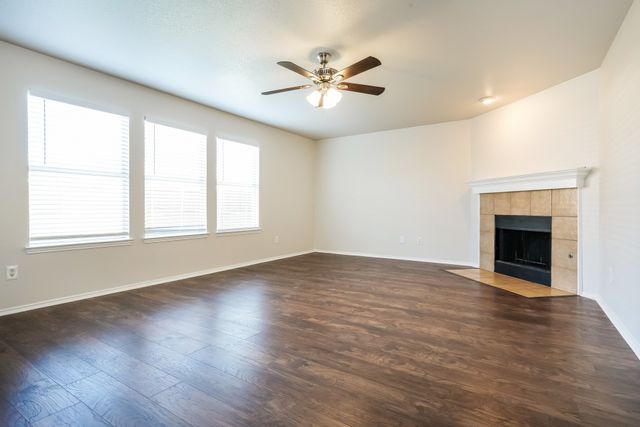 1513 Kittyhawk Drive, Little Elm, TX 75068