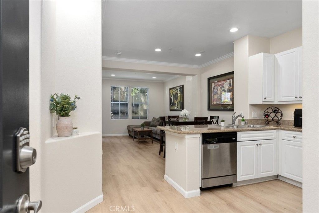 3102 Watermarke Place, Irvine, CA 92612