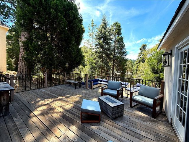 434 S Cumberland, Lake Arrowhead, CA 92352