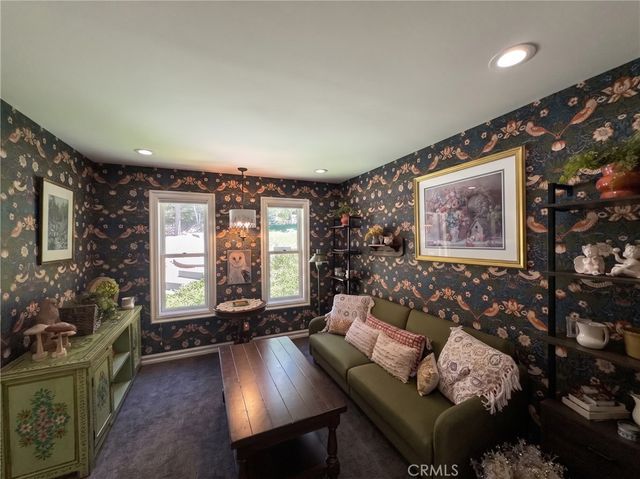 434 S Cumberland, Lake Arrowhead, CA 92352