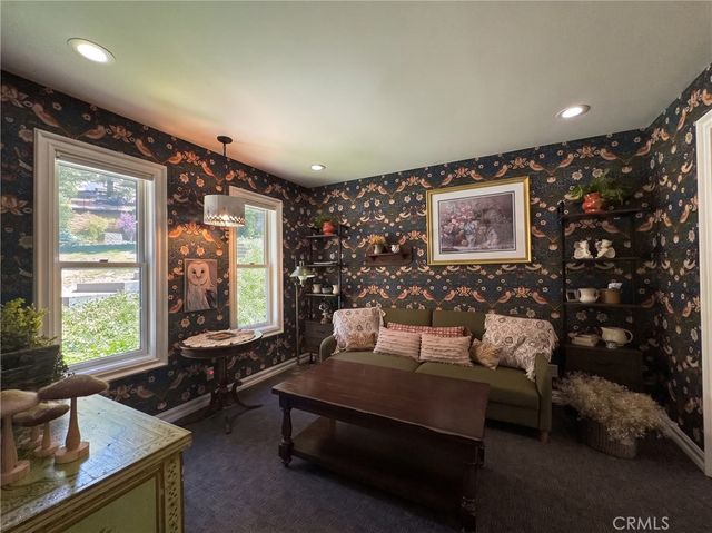 434 S Cumberland, Lake Arrowhead, CA 92352