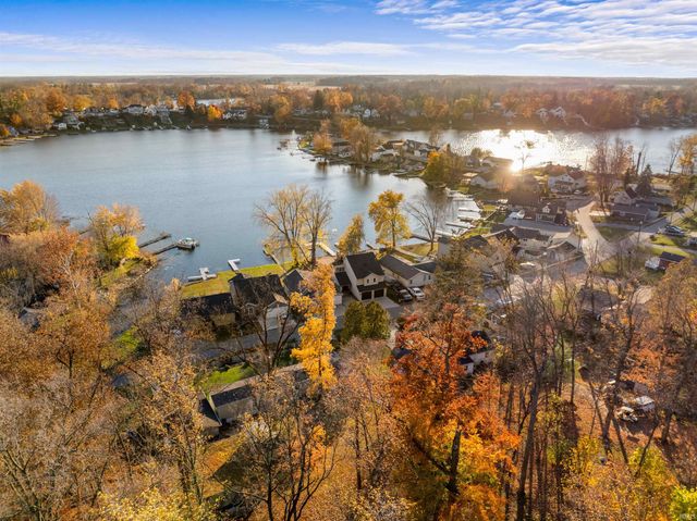 2624 E Stalf Road, Columbia City, IN 46725