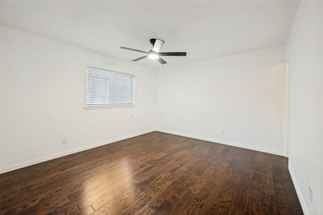 625 Kingston Drive, Grand Prairie, TX 75051